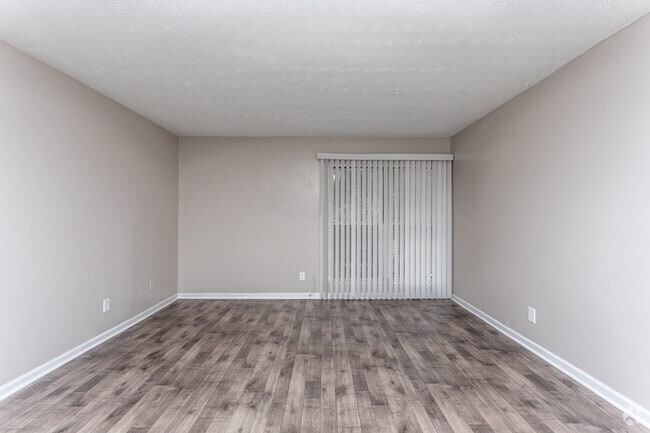 2BR, 1BA - 880 SF - Aspen Court Apartments