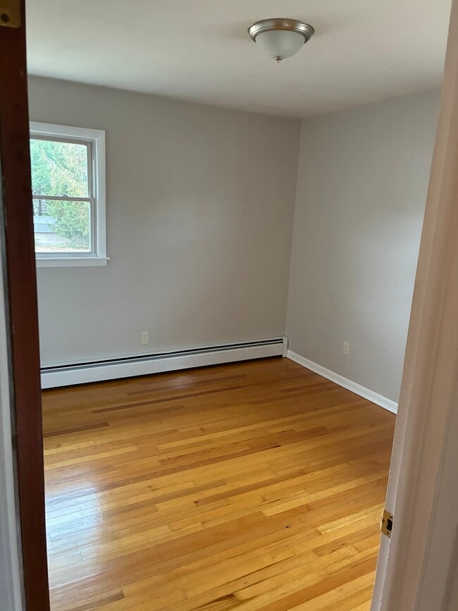 2921 W Lydius St Unit 2921