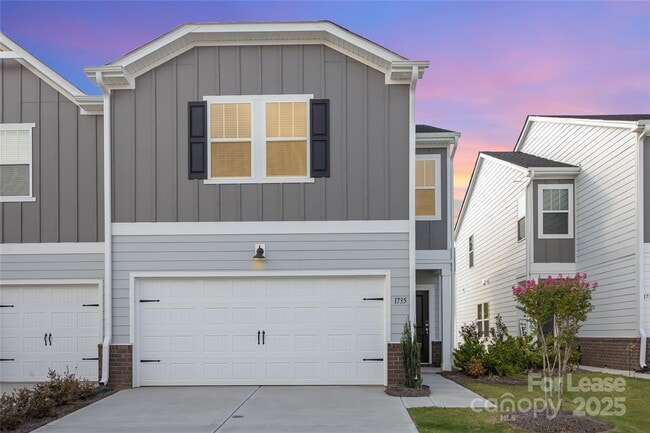 Building Photo - 1735 Braemar Vlg Dr Rental