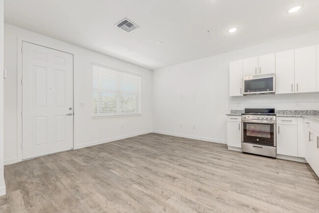 Photo - Centre at Abacoa