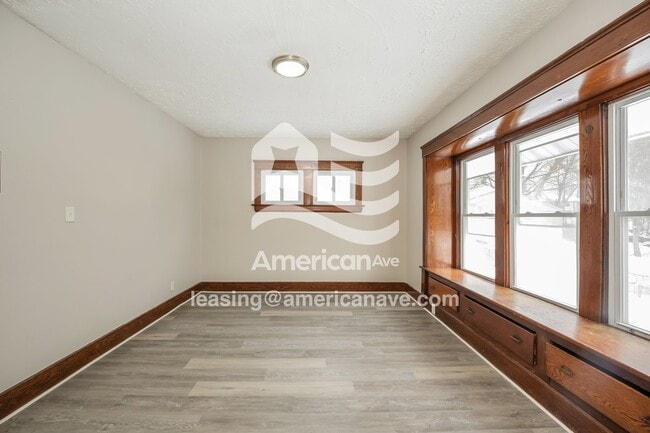 Photo - 1027 Delia Ave