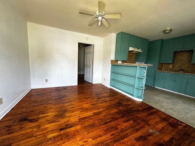 Building Photo - Passariello Management Unit #7 Rental