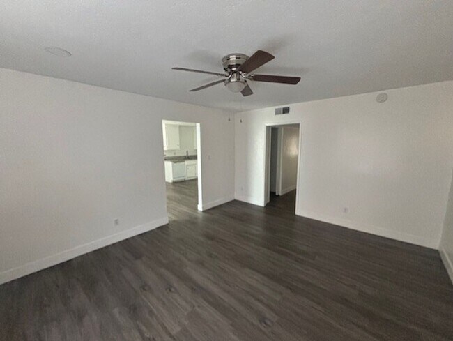 Photo - 2816 Ashe Rd Unidad C