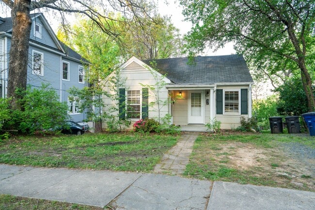 Building Photo - 1017 W End Blvd Unit 1019 West End Blvd