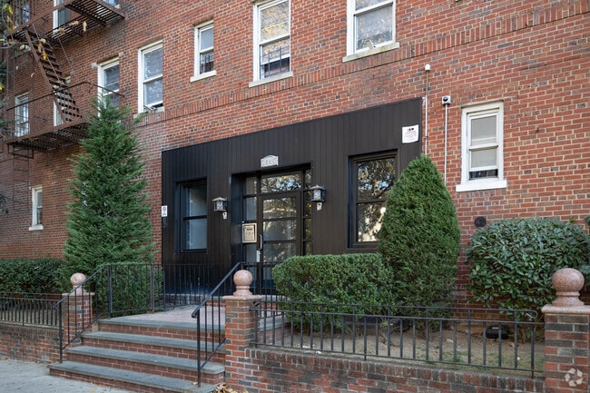 Photo - 3845 18th Ave