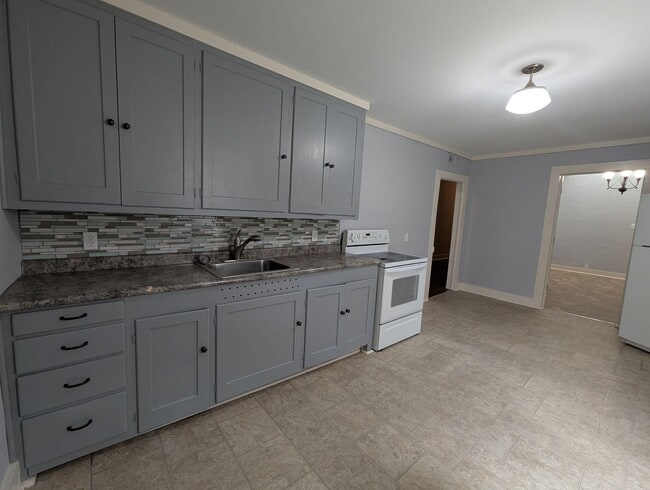 Photo - 409 Main St Unidad 409  Main St (B)