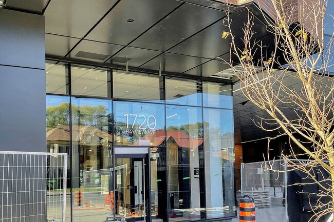 Photo - 1720 Bayview Ave