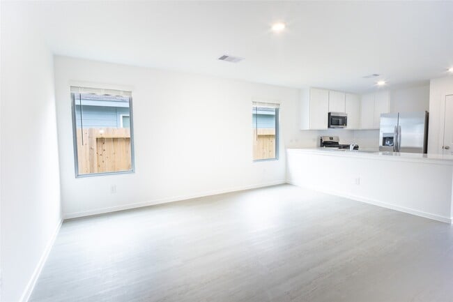 Photo - 15724 Plum Brk Dr