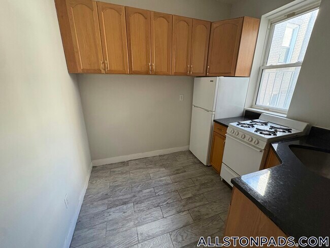 1193 Commonwealth Ave Unidad 11