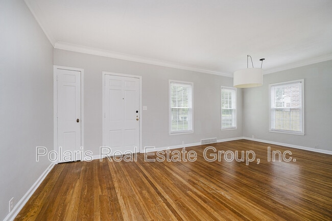 Photo - 3346 E Fall Creek Pkwy N Dr