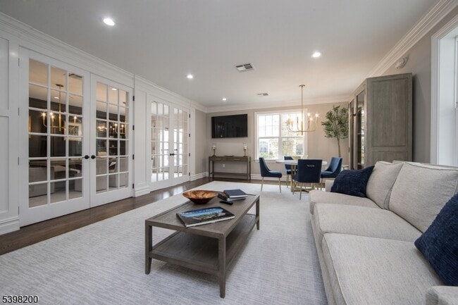 Photo - 2435 Lamington Rd Unidad 18