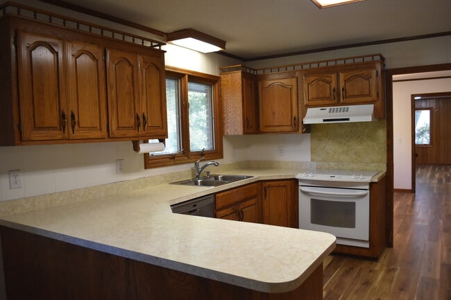 Photo - 959 Pleasant Valley Rd