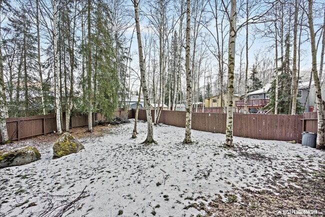 Photo - Quiet Eagleridge Home