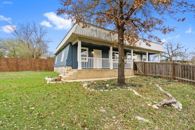 Building Photo - 1302 S Quinlan Park Rd Rental