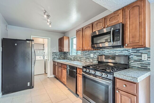 Photo - 3523 Knox Cir