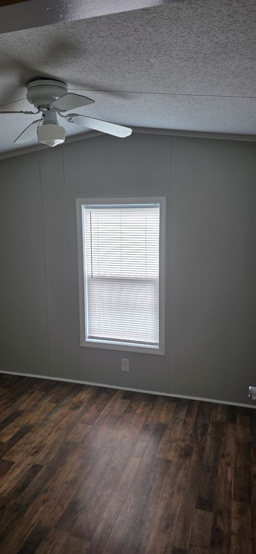 Photo - 3 Bed, 2 Bath Single Family