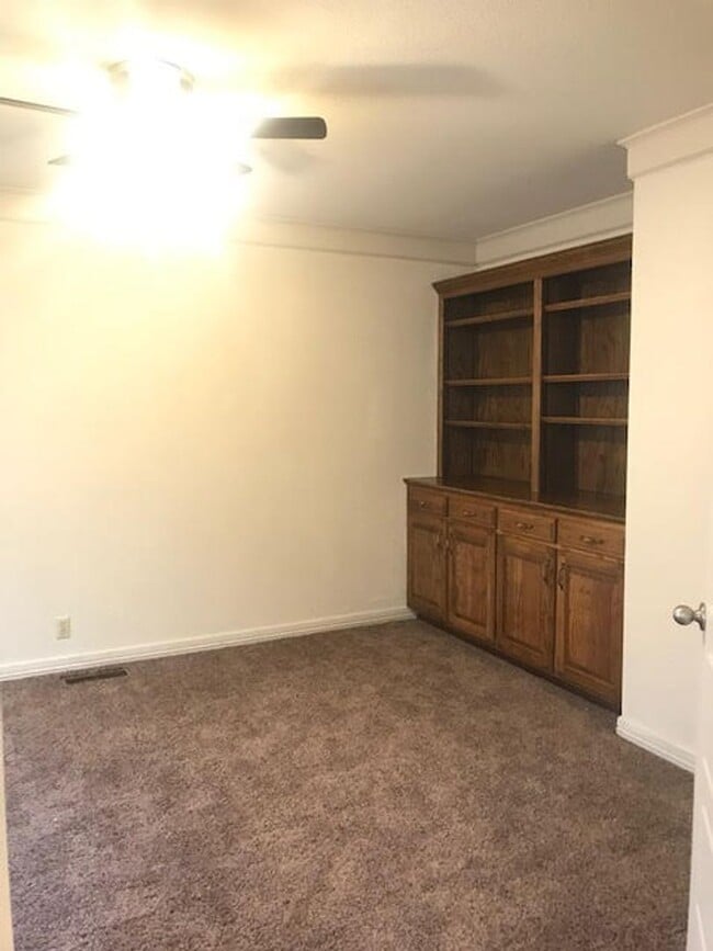 Photo - 2 Masters - Lawn Care Provided - 3 bds/3 baths