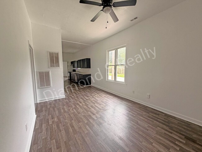 Photo - Updated 6 Bedroom Home!