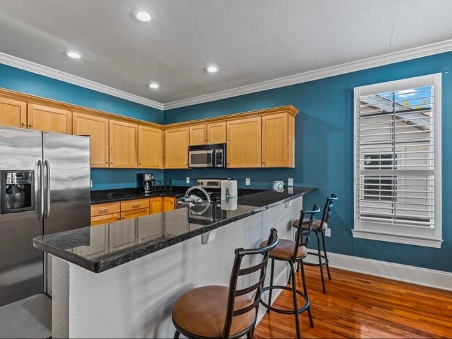 Photo - 415 Saint Francis St Unidad 139