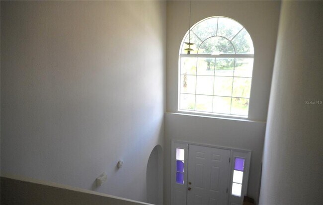 Photo - 950 Derbyshire Dr