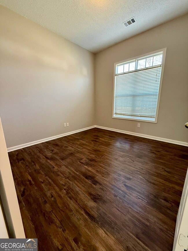 Photo - 3005 Edgewater Pointe