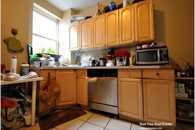 Photo - 17 Highgate St Unit 3