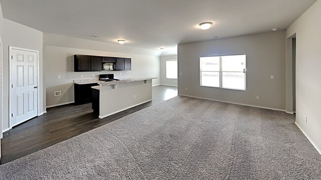 Photo - Very Nice 4 Bedroom 2 Bath Home in Yukon Schools