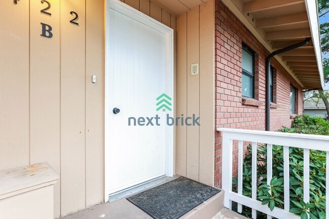 Photo - Stunning cul-de-sac residence near Odle Middle School and Bellevue Aquatic Center!