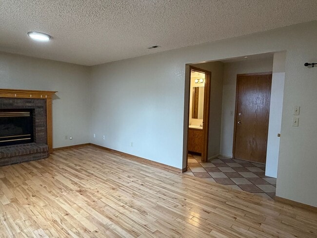 Photo - 1005 Princewood Pl