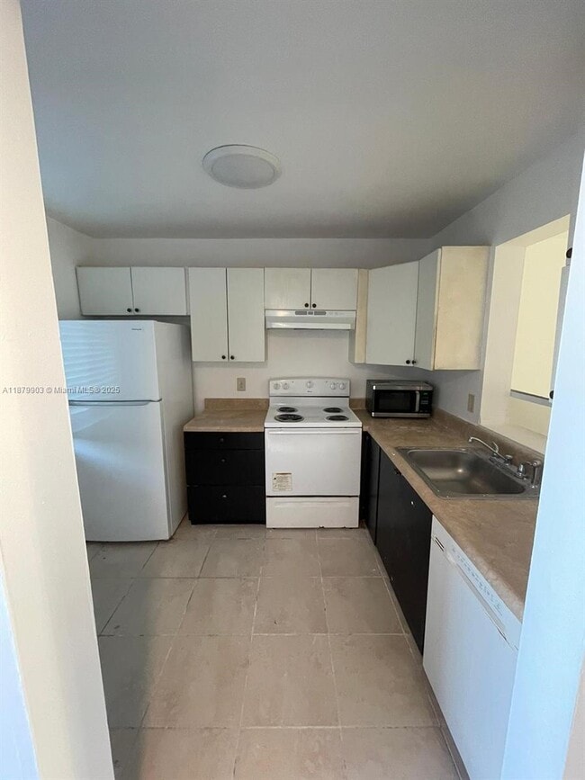 Photo - 8610 N Sherman Cir Unidad 406