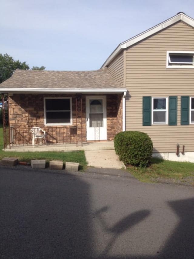 Building Photo - 1 Laird St