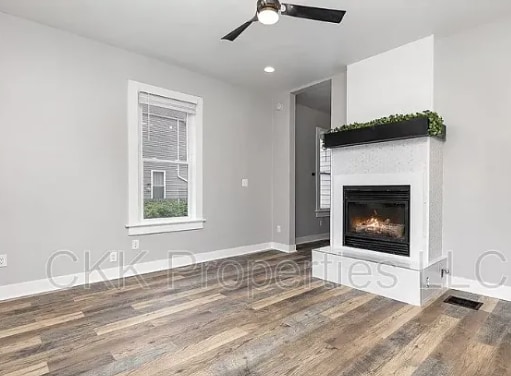 Photo - 4916 Jameson St