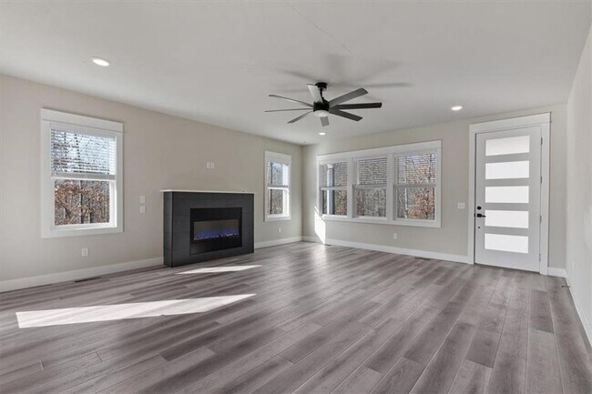 Photo - 3 Pickering Dr