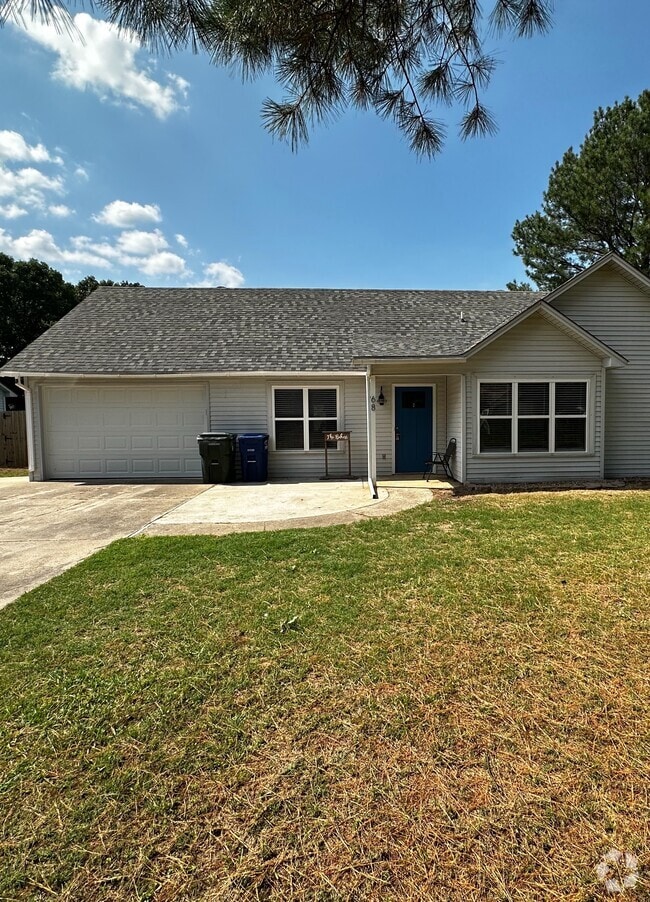 Building Photo - 68 Brierwood Cir Rental