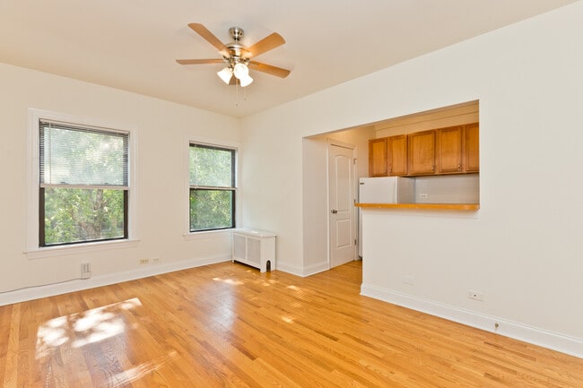 Photo - Ravenswood Vista Apartments