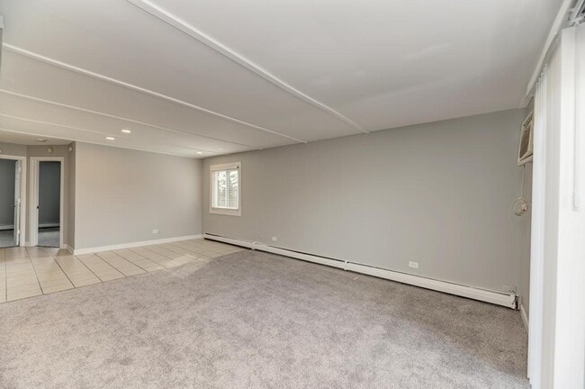 Photo - 2440 Waterbury Dr