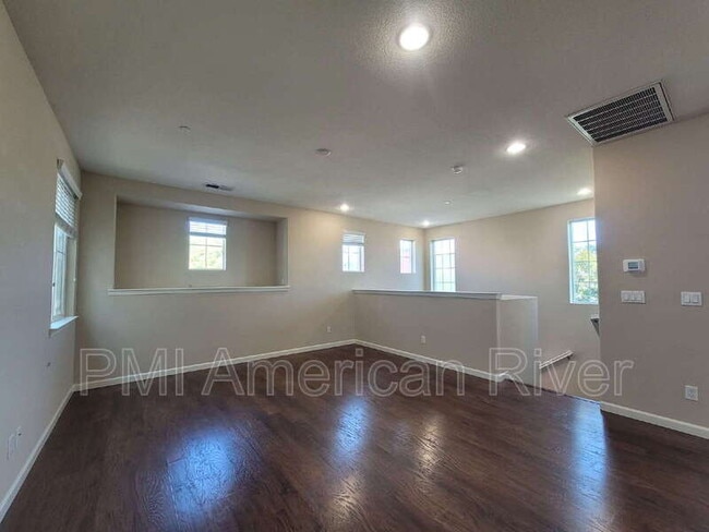 Photo - 2356 Wharton Ln