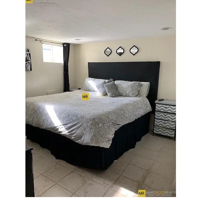 Photo - 112 W 7th St Unit 1