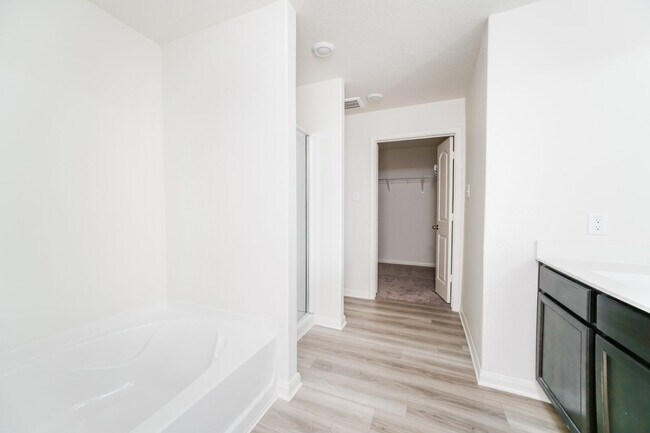 Photo - 22067 Ellison Dr