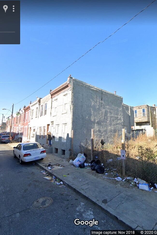 Photo - 827 E Madison St