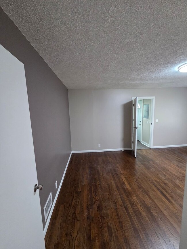 Photo - Newly remodeled 3/1/1 with fenced in backyard!