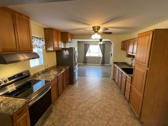 Photo - 3147 Skyview Ave