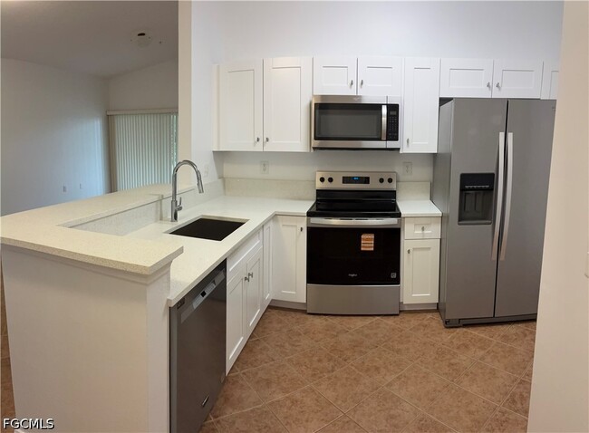 Building Photo - 15401 Bellamar Cir Unit 621