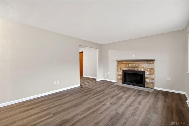 Photo - 275 Parker Dr