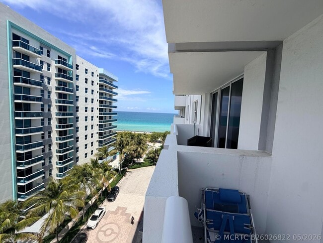 Photo - 9195 Collins Ave Unit 913