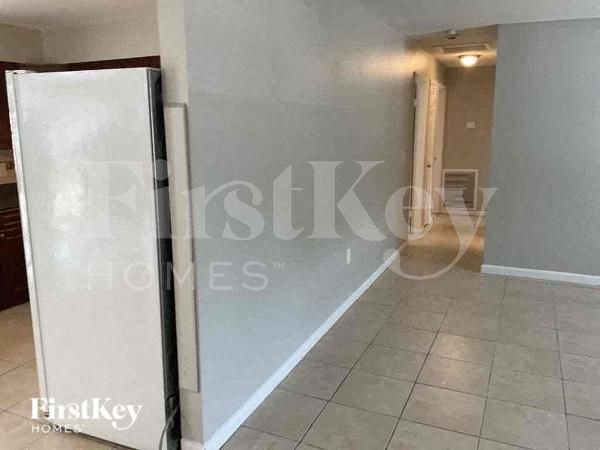 Photo - 8313 Oleander Ln