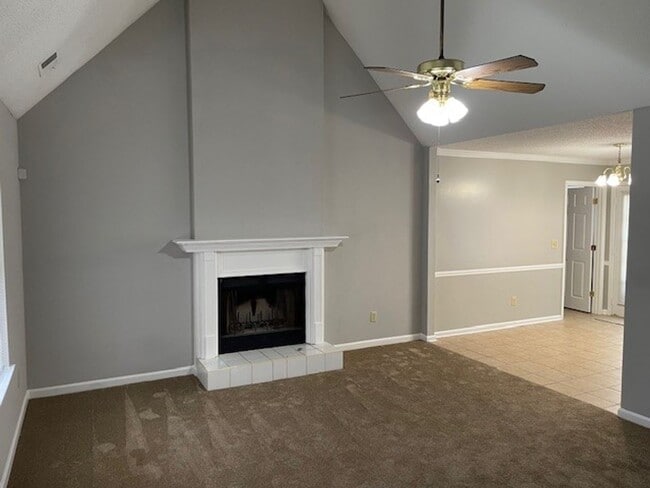 Photo - **PRICE IMPROVEMENT**190 Pye Ct: Recently ...