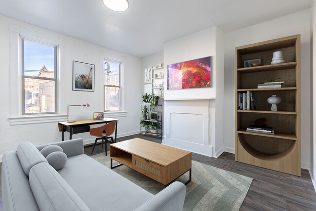 Building Photo - Available April 2026 - COMPLETELY RENOVATED 2 Bedroom Home