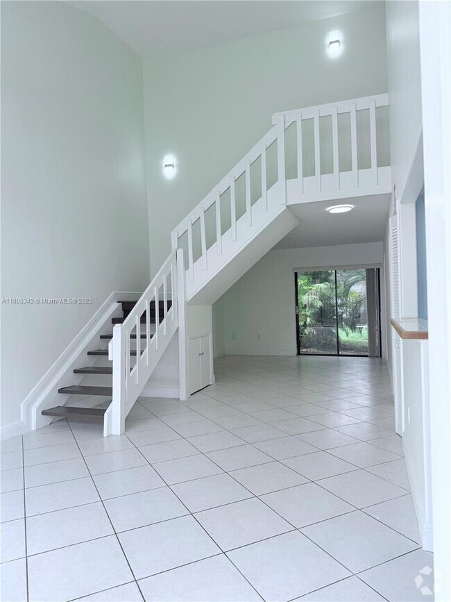 Building Photo - 10532 SW 112th Ave Rental
