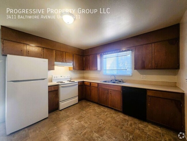 Building Photo - 2-Bedroom, 1-Bathroom Upper-Level Apartmen... Unit 3411 Rental